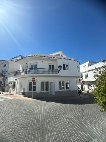 Casa Pueblo en Venta en Estepona photo 0