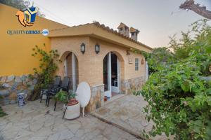 Chalet en Venta en Girasoles photo 0