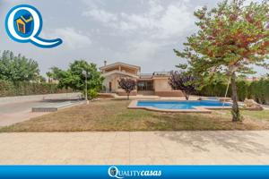 Chalet en Venta en Sol y Luz photo 0