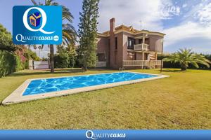 Chalet en Venta en Sant Joan D`Alacant photo 0