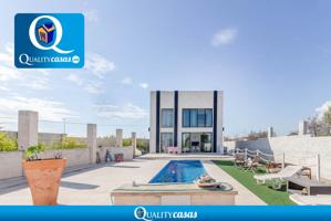 Chalet en Venta en Crevillent photo 0