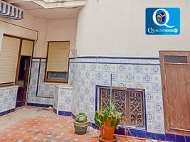 Edificio en Venta en Centro photo 0