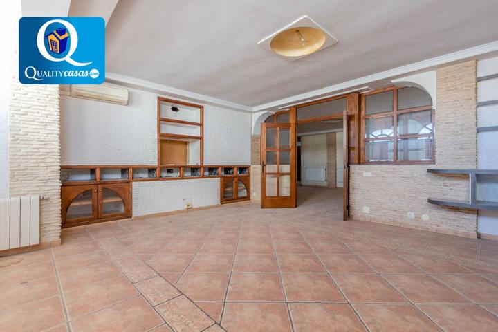 Chalet en Venta en Albatera photo 0