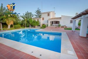 Villa en Venta en Sant Joan D`Alacant photo 0