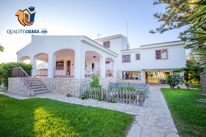 Chalet en Venta en Sant Joan D`Alacant photo 0