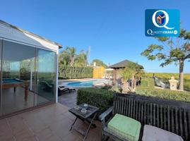 Villa en Venta en Bonalba photo 0