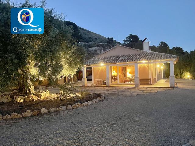 Chalet en Venta en Ameradores photo 0
