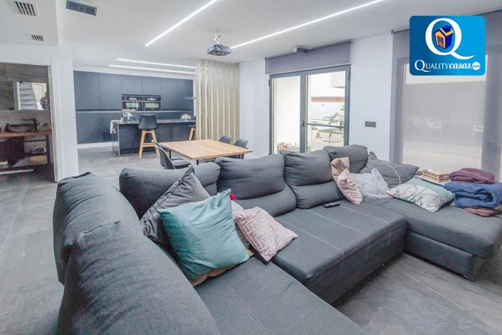 Chalet en Venta en Rio Park photo 0
