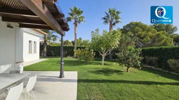 Villa indep. en Venta en Golf Bahía photo 0