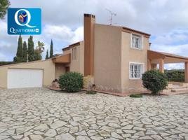 Villa en Venta en La Almajada photo 0