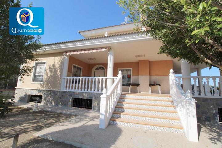 Villa en Venta en Polígono Cachapets photo 0