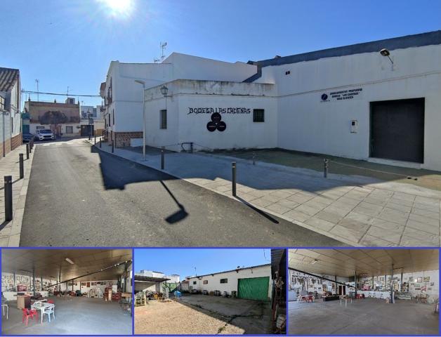 Edificio en Venta en Palomares Del Rio photo 0