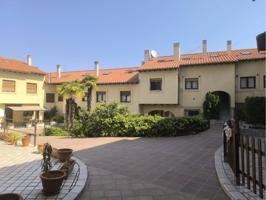 Se vende TRIPLEX en una de las mejores urbanizaciones en el centro de Navalcarnero photo 0