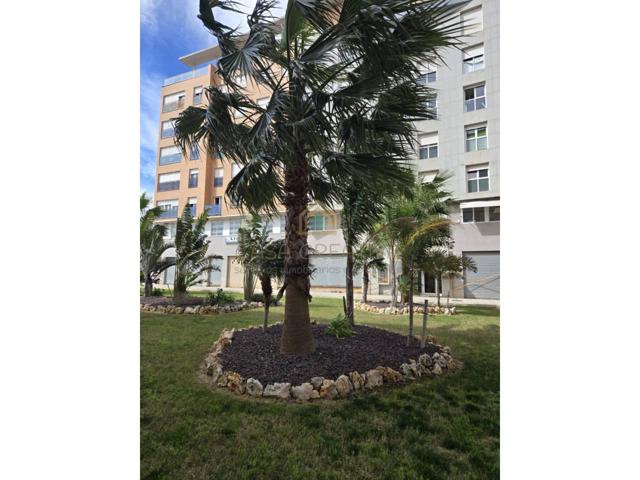 Piso en venta en paseo de Gregori Maians photo 0