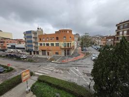 Piso en venta en avenida Mossèn Herminio Pérez photo 0