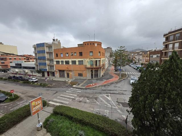 Piso en venta en avenida Mossèn Herminio Pérez photo 0