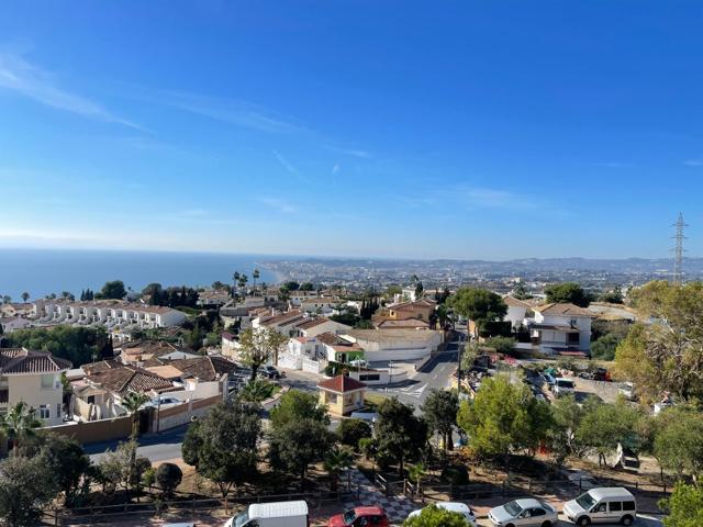 Amplio ático con vistas al mar en Benalmádena photo 0