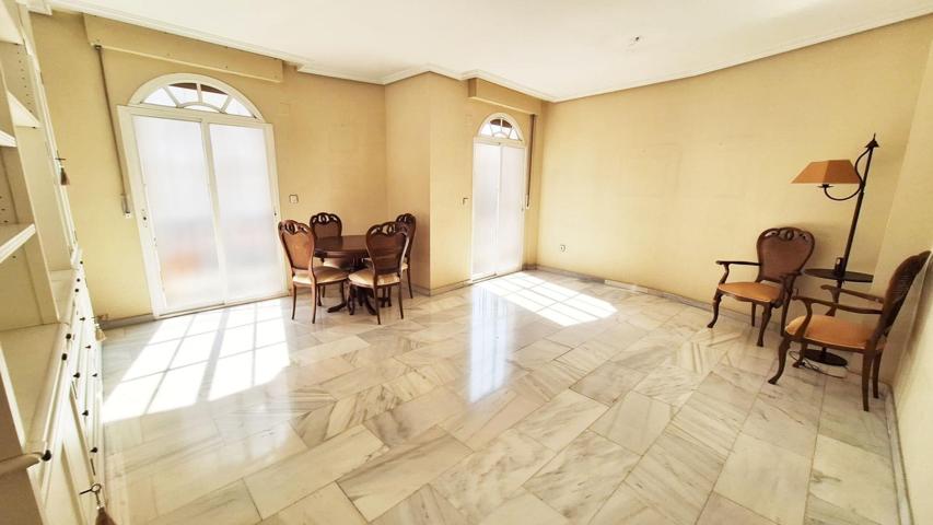 ¡¡ PRECIOSA VIVIENDA EN AVENIDA JESUS RESCATADO!! photo 0