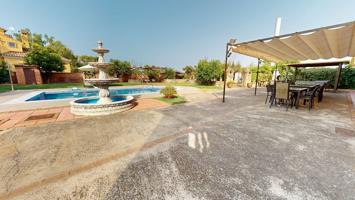 ¡¡ CHALET INDEPENDIENTE EN ZONA SANSUEÑA, CON DOS PLANTAS INDENDIENTES Y PISCINA !! photo 0