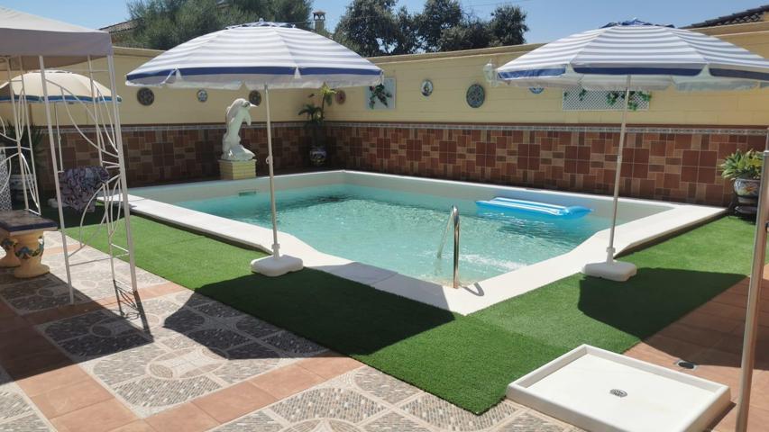 ¡¡CHALET CON DOS CASAS EN URB LA COLINA!! photo 0