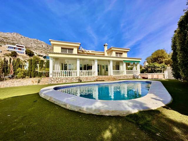 Villa en Venta en Altea la Vella photo 0