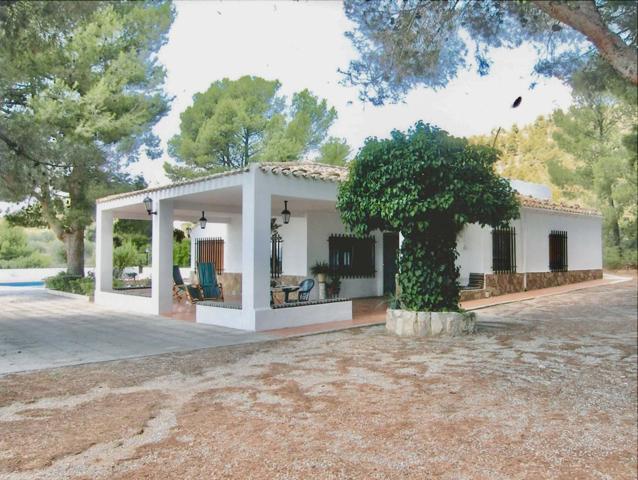 Casa en Venta en Ibi photo 0