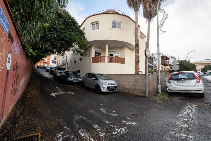 PISO DE 4 HABITACIONES EN VISTABELLA - LA CUESTA photo 0
