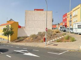 TERRENO EN LOS ALISIOS PARA EDIFICAR TU VIVIENDA DE DOS PLANTAS CON AMPLIO GARAJE photo 0