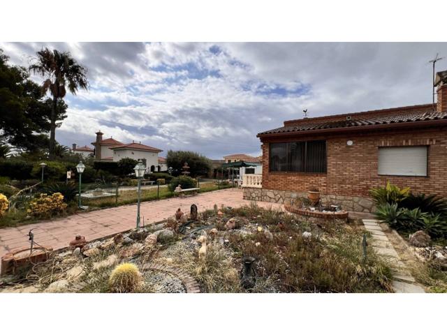 Venta - Casa en Mont-roig del Camp photo 0