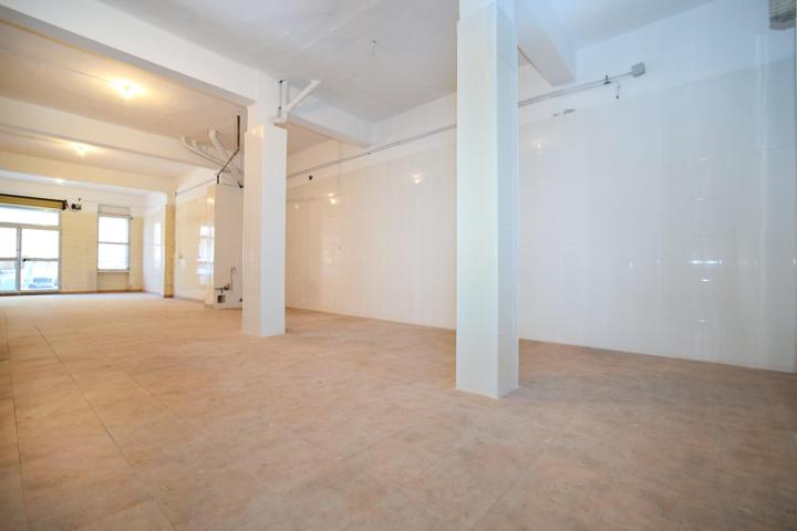 ATENCION EMPRESARIOS¡¡¡ LOCAL COMERCIAL FRENTE CENTRO DE SALUD photo 0