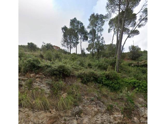 Venta de terreno en Vallirana photo 0