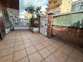 Venta de piso en Castelldefels photo 0