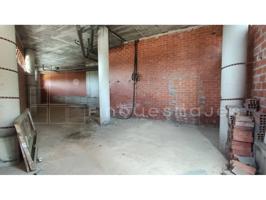 Venta de local comercial en Terrassa photo 0