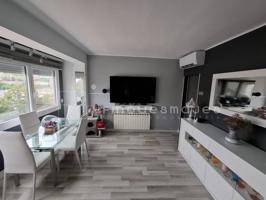 Acogedor piso reformado en el corazón de Rubí – listo para entrar a vivir photo 0