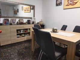 Piso amplio y luminoso en zona Escoles – Terrassa photo 0