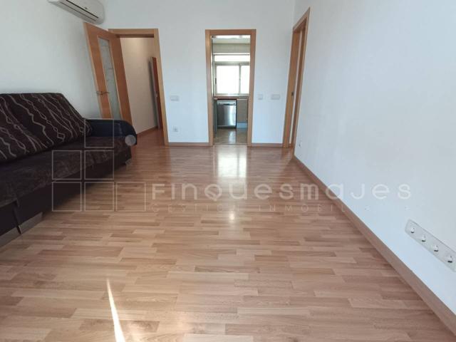 Piso totalmente reformado en Terrassa photo 0