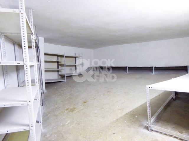 Edificio en venta en Puerto Chico(39004) photo 0