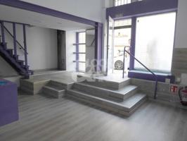 Bajo de 107 m2 en pleno centro. Ideal para vivienda. photo 0