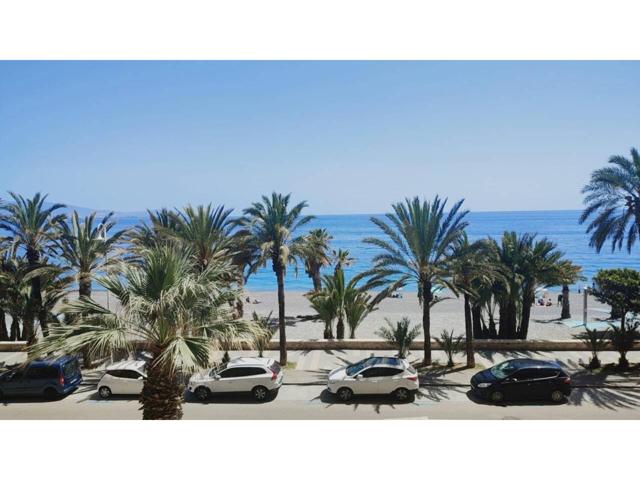 ¡Oportunidad Única! Apartamento en Primera Línea de Playa en Velilla, Almuñécar photo 0