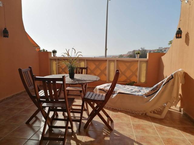 Piso en venta en Calle Paises Bajos, Ocean View, San Eugenio Alto, Adeje 179.000 € photo 0