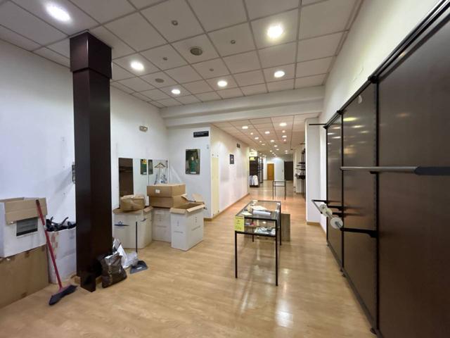 Alquiler de local comercial en Ciudad Real Capital photo 0