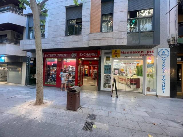 VENTA de Local Comercial Duplex en C- Ramon y Cajal de Ciudad Real photo 0
