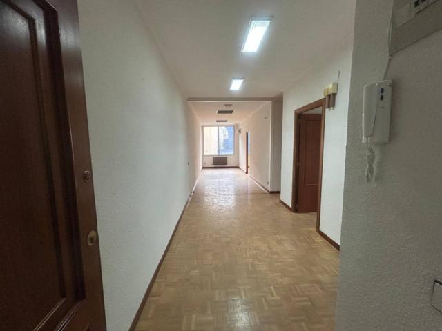 Venta de piso en Calle Alarcos-Centro Ciudad Real photo 0