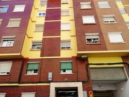 VENDO PISO EN ALMOZARA photo 0