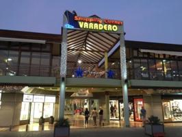 Amplio local comercial en C.C. Varadero en Meloneras photo 0
