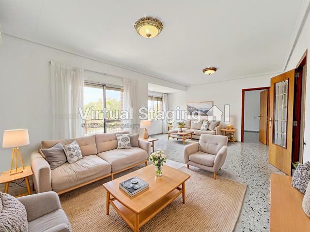 Se vende piso de mas de 130m2 en Puerto de Sagunto photo 0