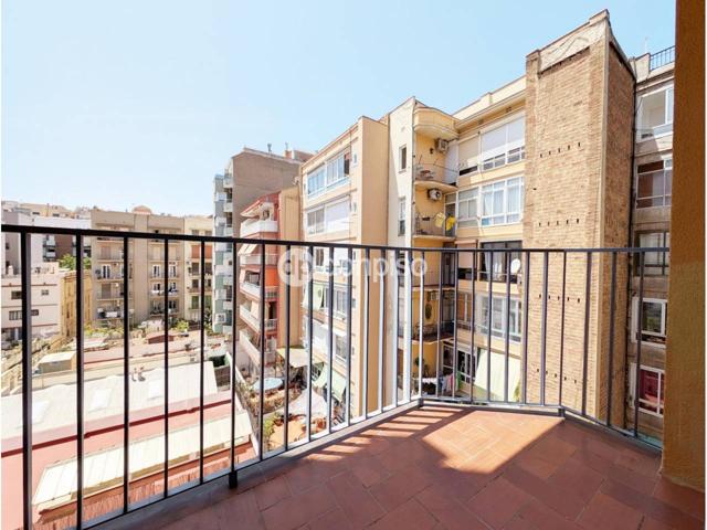 Piso en venta en La Dreta de l'Eixample(08025) photo 0