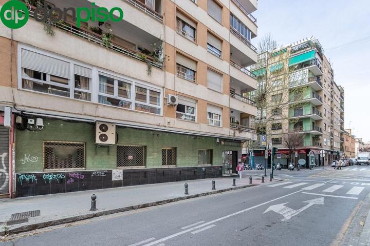 VENTA DE LOCAL COMERCIAL ( AVENIDA DOCTOR OLORIZ) photo 0