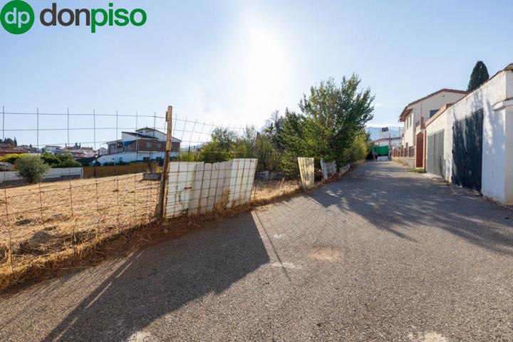 Compra tu parcela para hacer la casa de tus sueños a 5 min de Granada. Huétor Vega photo 0