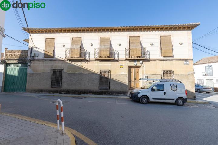 VIVIENDA A REFORMAR EN EL CENTRO DE FUENTE VAQUEROS photo 0